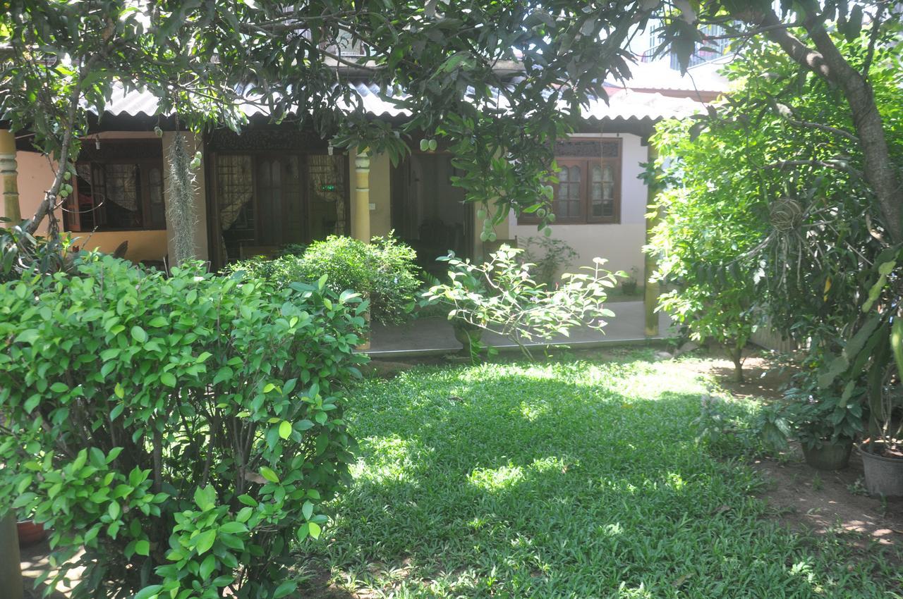 Nisadi Villa 벤토타 외부 사진